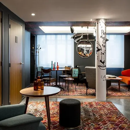 Le Général 4* Parigi